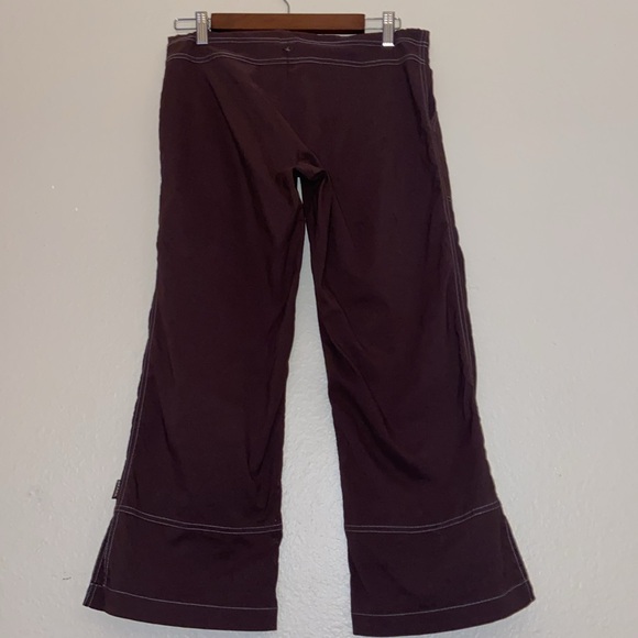 Prana Breathe Crop Slight-flair Y2K Capri Hiking Pants in Brown, Size Small - Picture 2 of 12